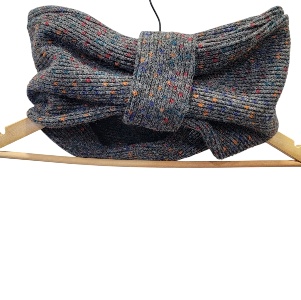 Platania Wool Speckled Cowl Scarf Gray Infinity Scarf Cowl Neck Muffler - Picture 9 of 15